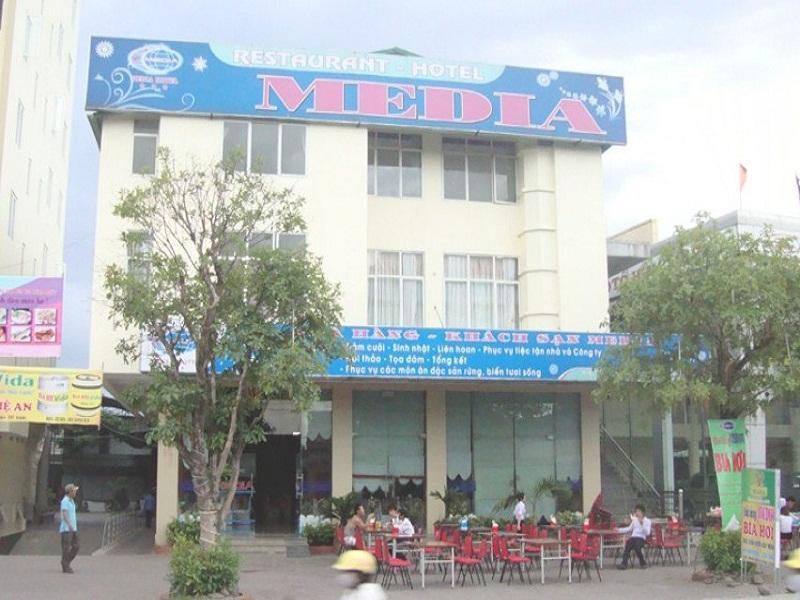 Media Hotel Vinh Exterior photo